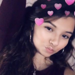 Meet your Posher, Chloe